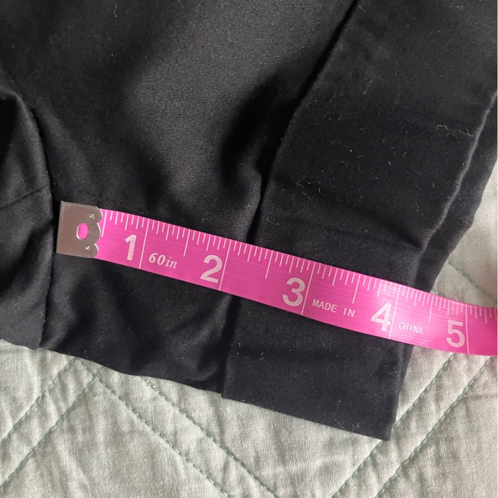 Express Shorts - Picture 9 of 9